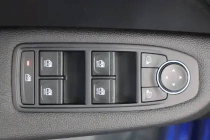 Photo 29 Renault Clio  Eco-G 100 ch GSR2