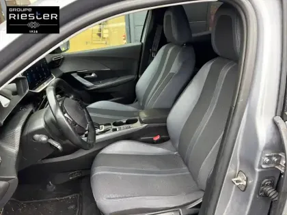 Photo 50 Peugeot 2008  Moteur électrique 136 ch