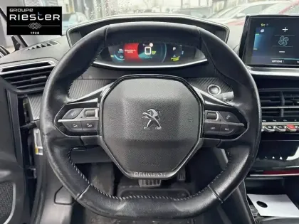 Photo 28 Peugeot 2008  Moteur électrique 136 ch