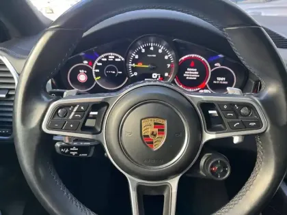 Photo 30 Porsche Cayenne  E-Hybrid 3.0 V6 462 ch Tiptronic BVA