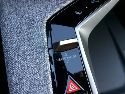 Photo 20 Peugeot 3008  Hybrid 145 e-DCS6