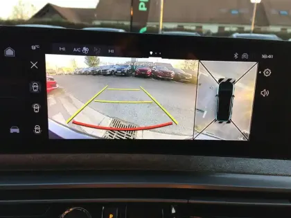 Photo 17 Peugeot 3008  Hybrid 145 e-DCS6