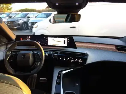 Photo 11 Peugeot 3008  Hybrid 145 e-DCS6