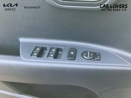 Photo 19 Kia Stonic  1.0 T-GDi 100 ch BVM6