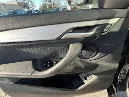 Photo 27 BMW X1  sDrive 18i 140 ch DKG7