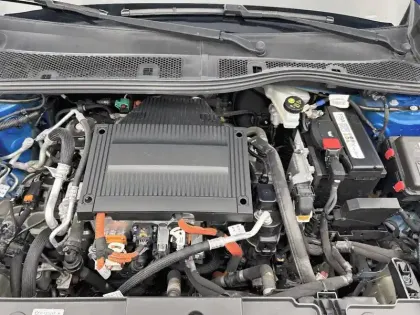 Photo 29 Peugeot 208  Electrique 50 kWh 136ch