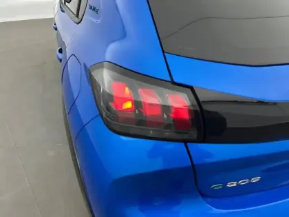 Photo 46 Peugeot 208 Gén. II Ph1 NG Active 5