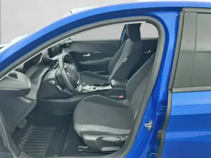 Photo 10 Peugeot 208  Electrique 50 kWh 136ch