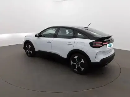 Photo 54 Citroën C4  Hybride 136 e-DCS6