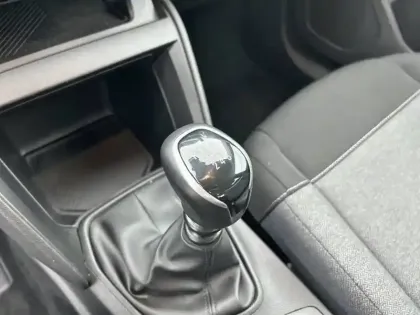 Photo 61 Citroën C4  PureTech 100 S&S BVM6