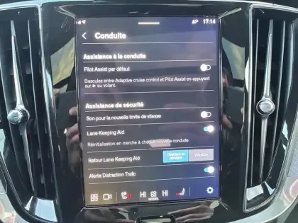 Photo 23 Volvo V60 Gén. II Ph1 NG2 Ultra Style Dark 5