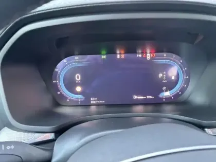 Photo 18 Volvo V60 Gén. II Ph1 NG2 Ultra Style Dark 5