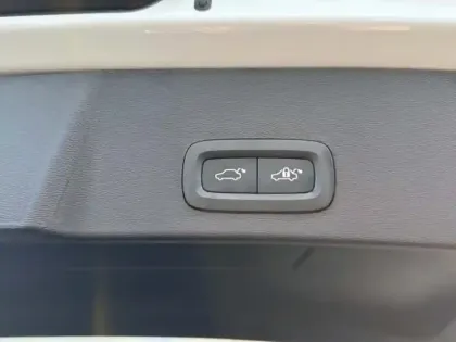 Photo 7 Volvo Xc40  B3 163 ch DCT7