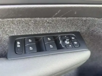 Photo 14 Volvo Xc40  B3 163 ch DCT7