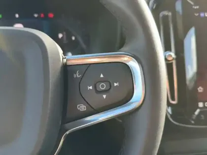 Photo 16 Volvo Xc40  B3 163 ch DCT7