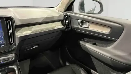 Photo 15 Volvo Xc40  D3 AdBlue 150 ch Geartronic 8