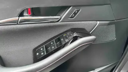 Photo 17 Mazda Cx-30  2.0L e-SKYACTIV X M Hybrid 186 ch 4x2 BVA6