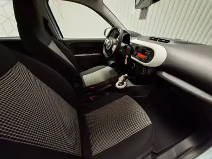 Photo 10 Renault Twingo  III E-Tech