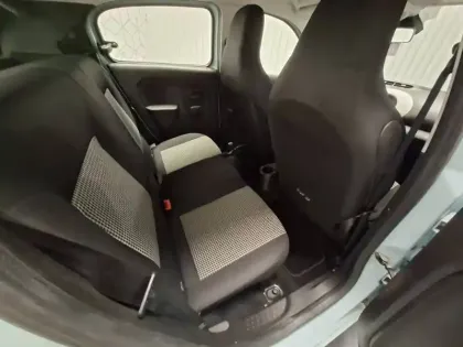 Photo 21 Renault Twingo  III E-Tech