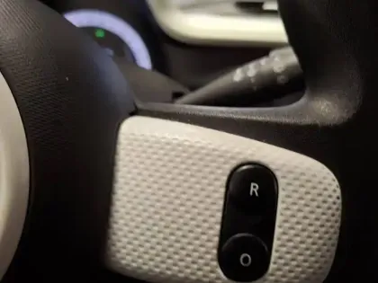 Photo 27 Renault Twingo  III E-Tech