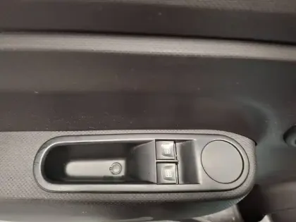 Photo 15 Renault Twingo  III E-Tech