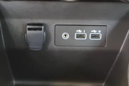 Photo 102 Renault Clio  Eco-G 100 ch GSR2