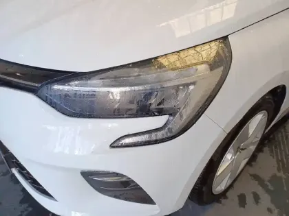 Photo 39 Renault Clio  Blue dCi 100 - 21N