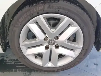 Photo 8 Renault Clio  Blue dCi 100 - 21N