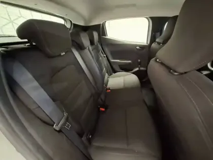 Photo 64 Renault Clio Gén. V (BJA) Ph1 NG Equilibre 5