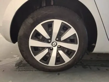 Photo 52 Renault Clio Gén. V (BJA) Ph1 NG Equilibre 5