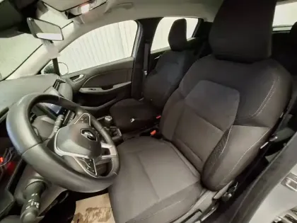 Photo 56 Renault Clio Gén. V (BJA) Ph1 NG Equilibre 5