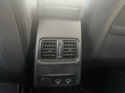 Photo 40 Renault Arkana  mild hybrid 140 EDC FAP - 22