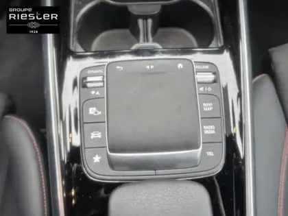 Photo 14 Mercedes GLA  250 e 8G-DCT