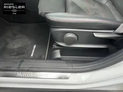 Photo 13 Mercedes GLA  250 e 8G-DCT