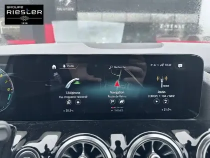 Photo 16 Mercedes GLA  250 e 8G-DCT