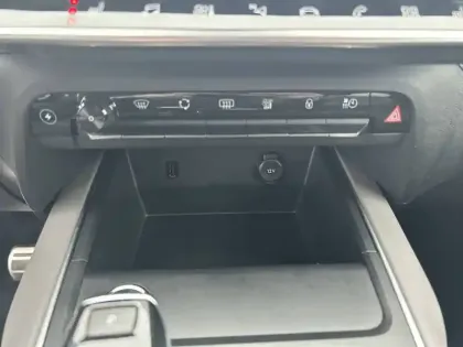 Photo 73 Citroën C5 aircross  Hybride Rechargeable 225 S&S e-EAT8