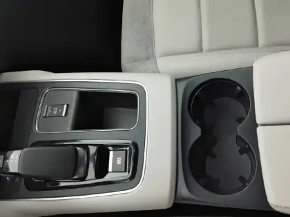 Photo 26 Citroën C5 aircross  Hybride Rechargeable 225 S&S e-EAT8