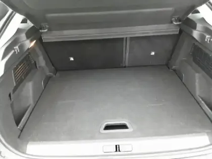 Photo 5 Citroën C4 e- 136 ch Automatique