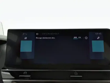 Photo 30 Citroën C4 e- 136 ch Automatique