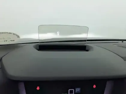 Photo 23 Citroën C4 e- 136 ch Automatique