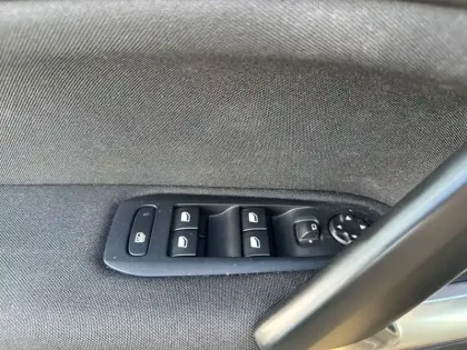 Photo 20 Peugeot 308  BlueHDi 100ch S&S BVM6