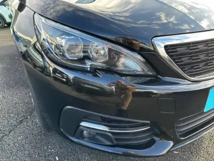 Photo 15 Peugeot 308  BlueHDi 100ch S&S BVM6