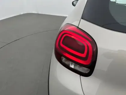 Photo 16 Citroën C3  PureTech 83 S&S BVM5