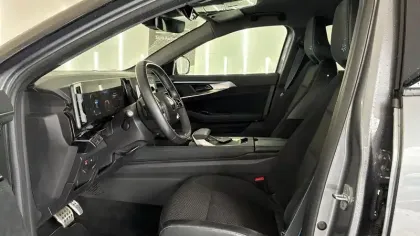 Photo 14 Renault Austral  E-Tech hybrid 200