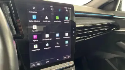 Photo 18 Renault Austral  E-Tech hybrid 200