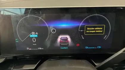Photo 17 Renault Austral  E-Tech hybrid 200