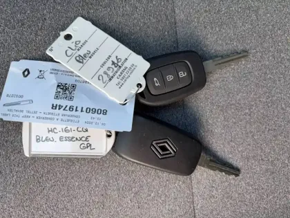 Photo 20 Renault Clio  Eco-G 100 ch GSR2