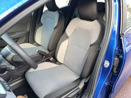 Photo 8 Renault Clio  Eco-G 100 ch GSR2