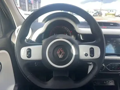 Photo 14 Renault Twingo  III SCe 65