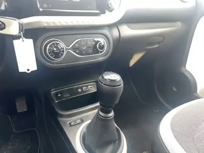 Photo 12 Renault Twingo  III SCe 65